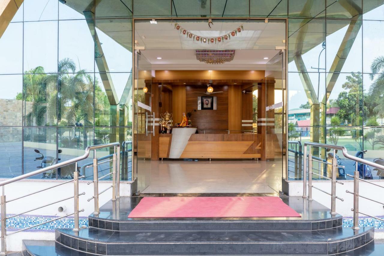 Oyo 42910 Hotel Rudra Palace Ratlām Eksteriør billede